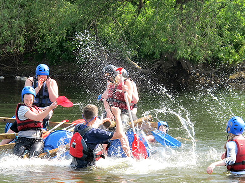 splashing-raft